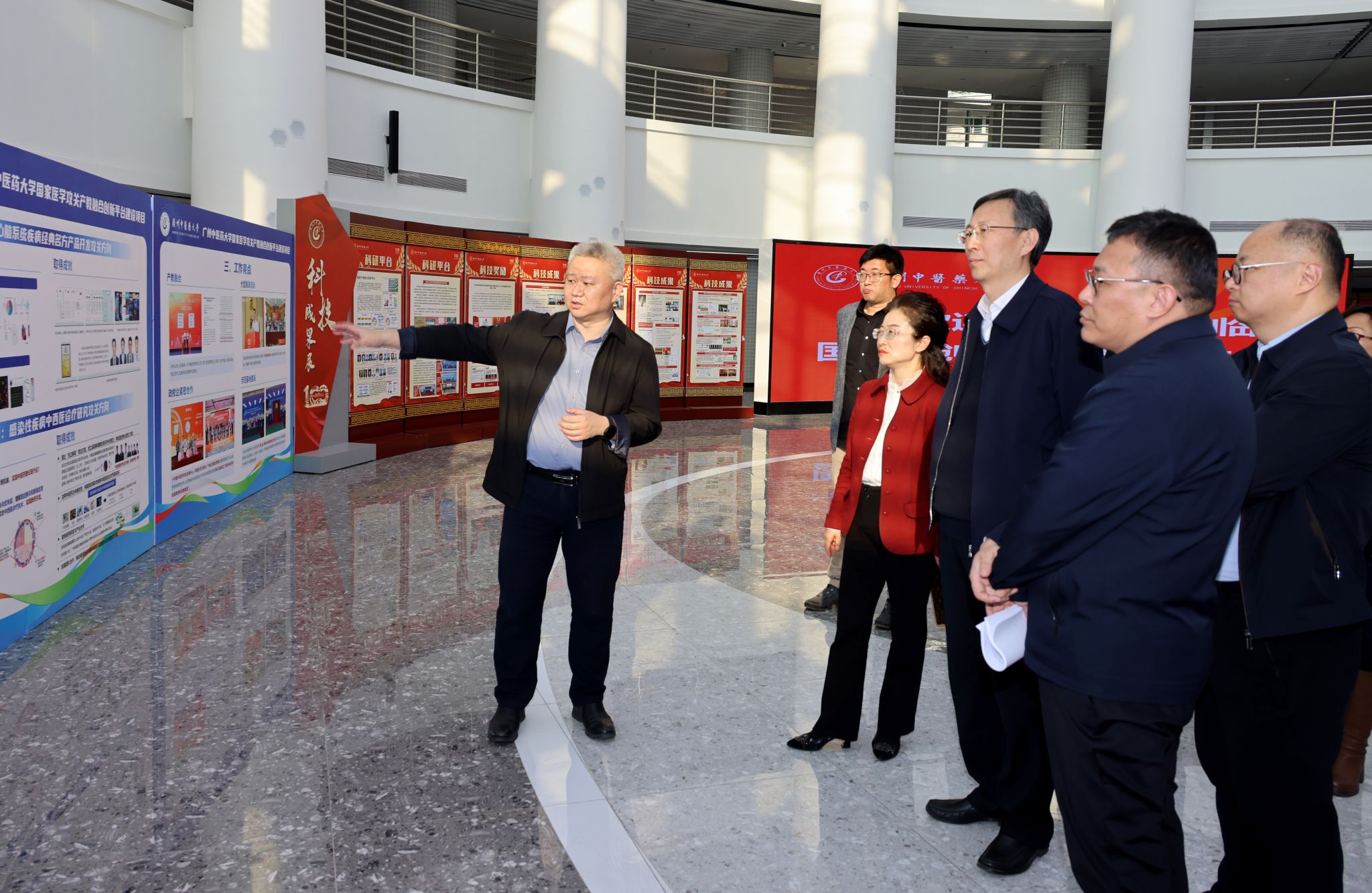 国家药监局副局长杨胜赴taptap点点调研