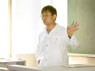 安徽财经大学高鸣教授应邀来伟德官网作学术报告